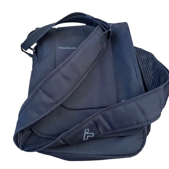 Travelon ~ Black Crossbody Bag ~ all around zipped closure ~ lots of pockets - Picture 11 of 14